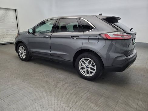 Used 2022 Ford Edge SEL w/ Convenience Package image 3