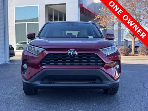 Used 2021 Toyota RAV4 XLE image 3
