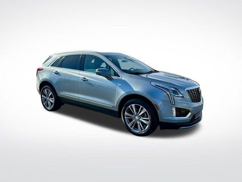 Certified 2025 Cadillac XT5 Premium Luxury image 1