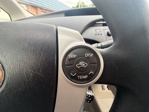 Used 2011 Toyota Prius Three FWD image 5