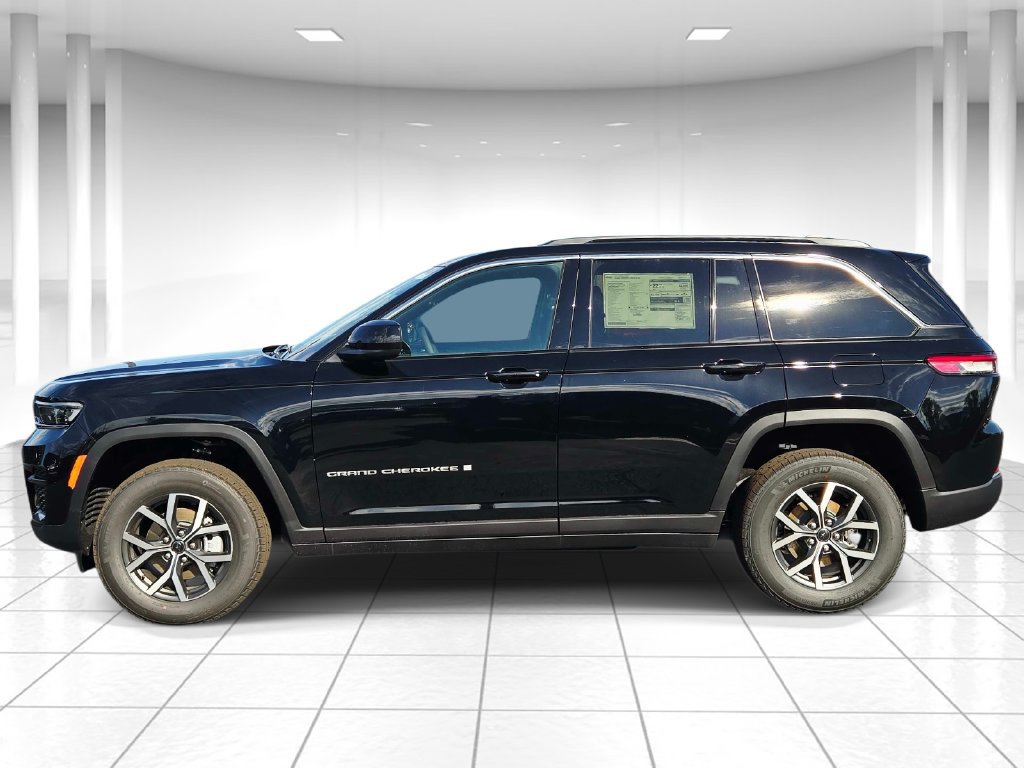 New 2027 Jeep Grand Cherokee Laredo X AWD/4WD image 6