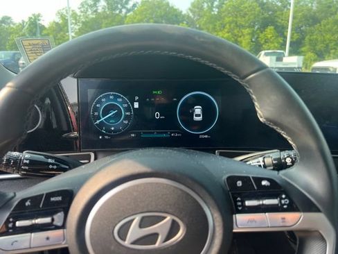 Used 2024 Hyundai Elantra SEL w/ Convenience Package FWD image 14