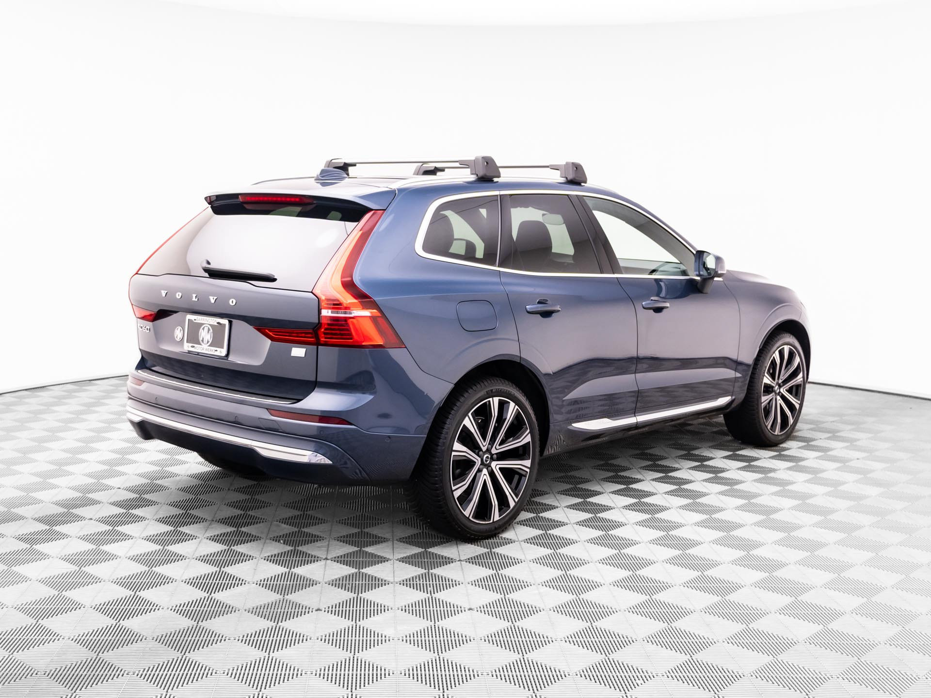 Used 2023 Volvo XC60 T8 Ultimate AWD/4WD image 5