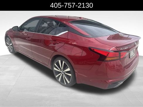 Used 2022 Nissan Altima 2.5 SR FWD image 8
