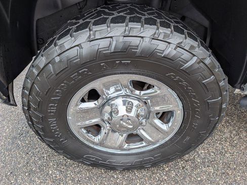 Used 2018 RAM 2500 SLT image 20