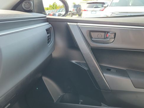 Used 2016 Toyota Corolla L FWD image 29