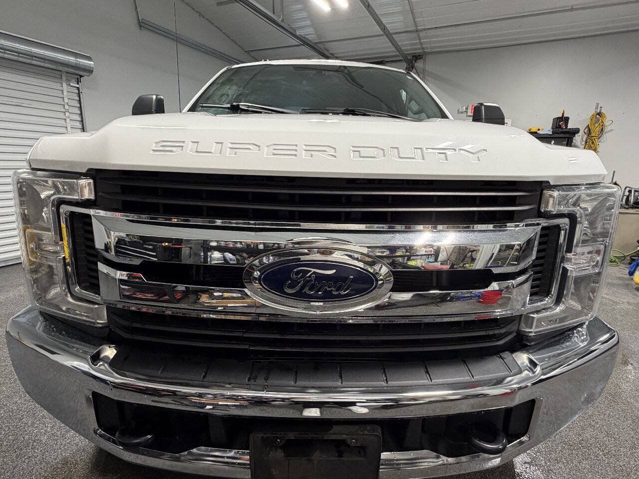 Used 2019 Ford F250 XLT w/ Snow Plow Prep Package AWD/4WD image 3