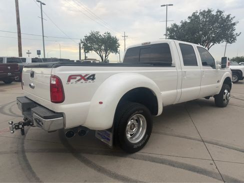 Used 2015 Ford F350 King Ranch w/ FX4 Off-Road Package AWD/4WD image 4