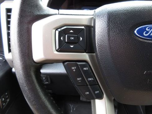 Certified 2020 Ford F250 Lariat w/ Tremor Off-Road Package image 15