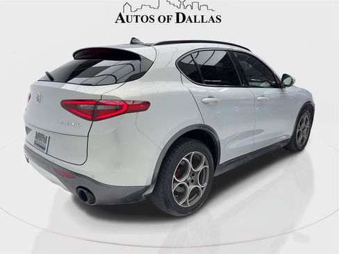 Used 2022 Alfa Romeo Stelvio Ti image 9