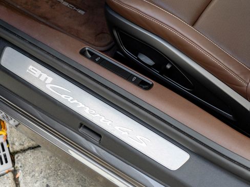 Used 2021 Porsche 911 Carrera 4S image 13