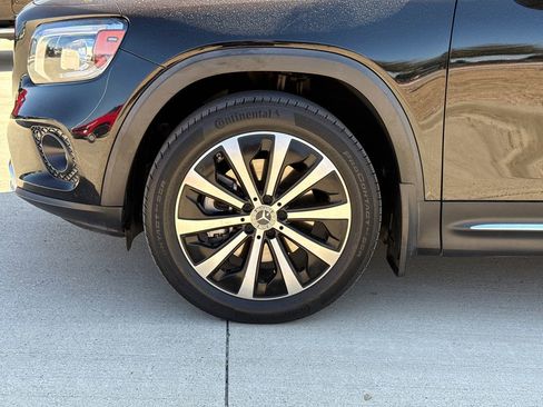 Used 2022 Mercedes-Benz GLB 250 GLB 250 image 5