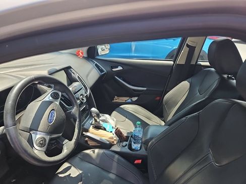 Used 2012 Ford Focus Titanium FWD image 10