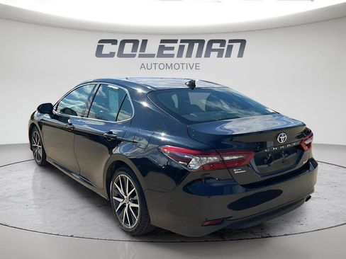Used 2023 Toyota Camry XLE w/ Navigation Package image 7