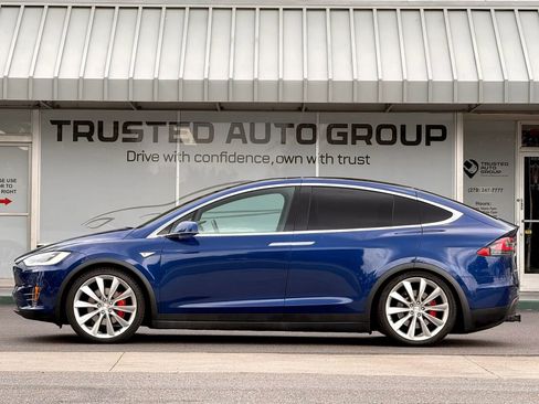 Used 2016 Tesla Model X Performance AWD/4WD image 6
