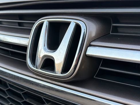 Used 2011 Honda CR-V EX-L image 12