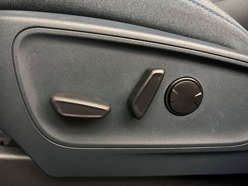 New 2025 Ford Maverick XLT w/ XLT Luxury Package image 22