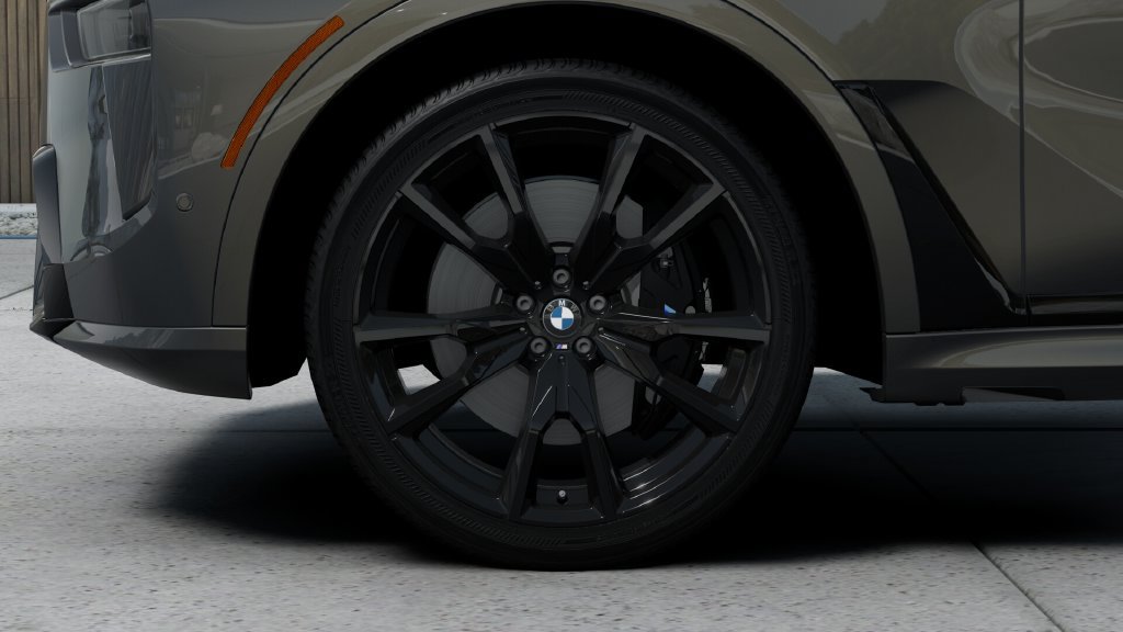 Used 2027 BMW X7 M60i AWD/4WD image 34