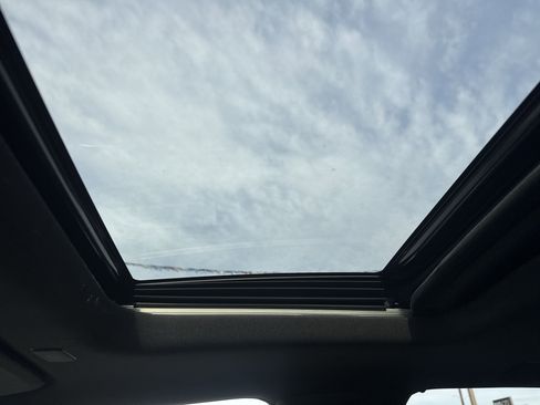 New 2026 GMC Canyon Denali image 29