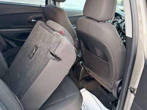 Used 2021 Chevrolet Trax LS w/ Tint and Cruise Package image 50