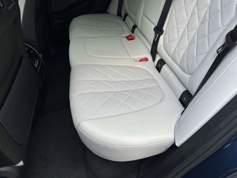 Used 2023 BMW X5 xDrive40i w/ Premium Package image 13