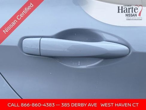Certified 2025 Nissan Versa SV w/ Trunk Package FWD image 7