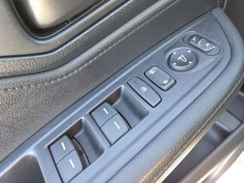 Used 2023 Honda Odyssey EX-L image 8