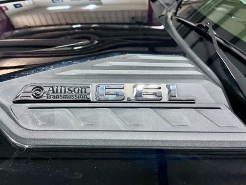 Used 2024 Chevrolet Silverado 2500 LTZ image 33