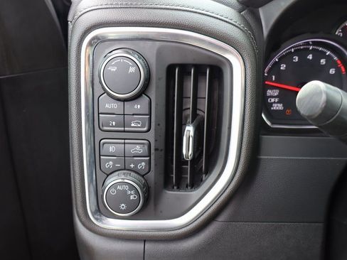 Used 2019 Chevrolet Silverado 1500 RST w/ All-Star Edition image 7