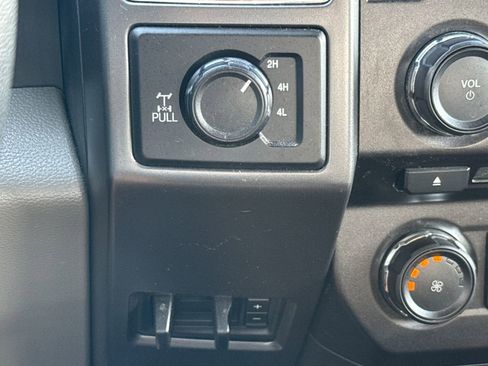 Used 2018 Ford F150 XLT w/ Equipment Group 302A Luxury image 23