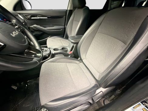 Used 2024 Kia Seltos S image 11