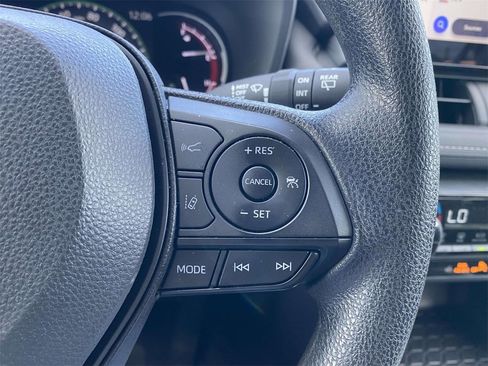 Used 2023 Toyota RAV4 XLE image 20