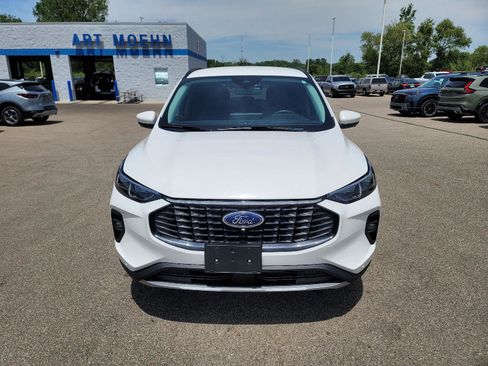 Used 2024 Ford Escape Platinum AWD/4WD image 13