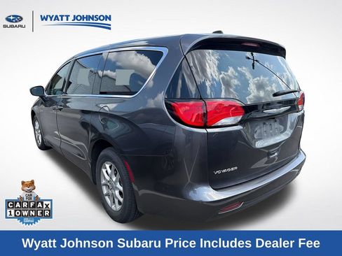 Used 2023 Chrysler Voyager LX FWD image 3