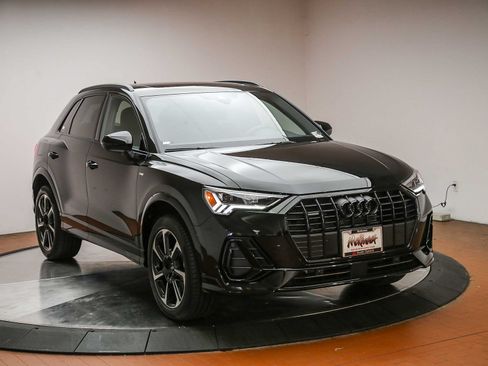 Certified 2025 Audi Q3 2.0T Premium Plus w/ Premium Plus Package AWD/4WD image 3