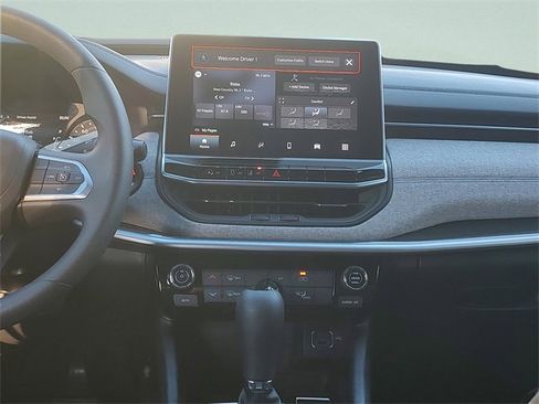 Certified 2024 Jeep Compass Sport image 16