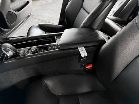 Used 2023 Volvo XC60 B5 Core image 43