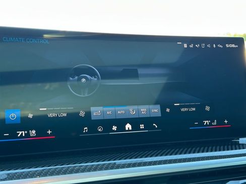 Used 2025 BMW X6 M Competition w/ Executive Package image 50