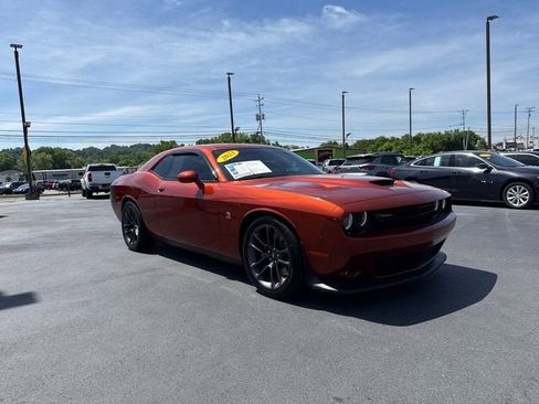 Used 2023 Dodge Challenger R/T Scat Pack RWD image 1