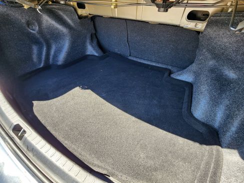 Used 2018 Toyota Corolla LE image 24