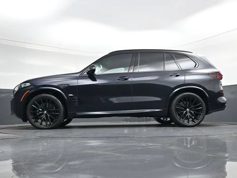 Used 2024 BMW X5 M60i AWD/4WD image 54