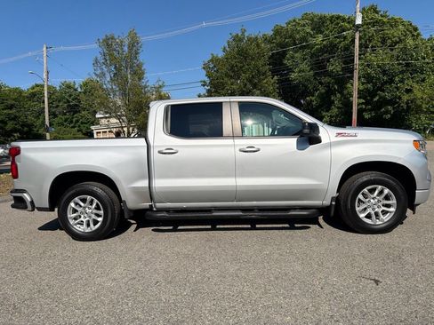 Used 2022 Chevrolet Silverado 1500 RST AWD/4WD image 8