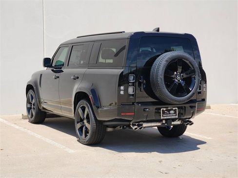 New 2025 Land Rover Defender 130 V8 image 3