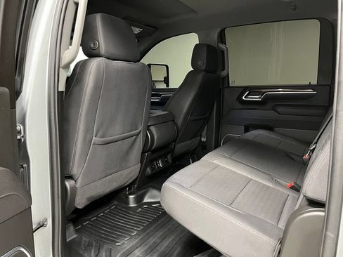 Used 2025 Chevrolet Silverado 2500 LT w/ Convenience Package AWD/4WD image 44