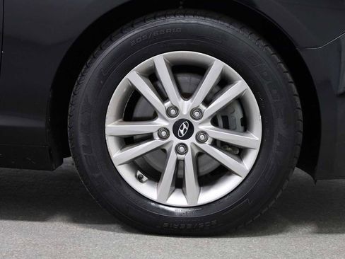 Used 2015 Hyundai Sonata SE w/ Option Group 02 image 12