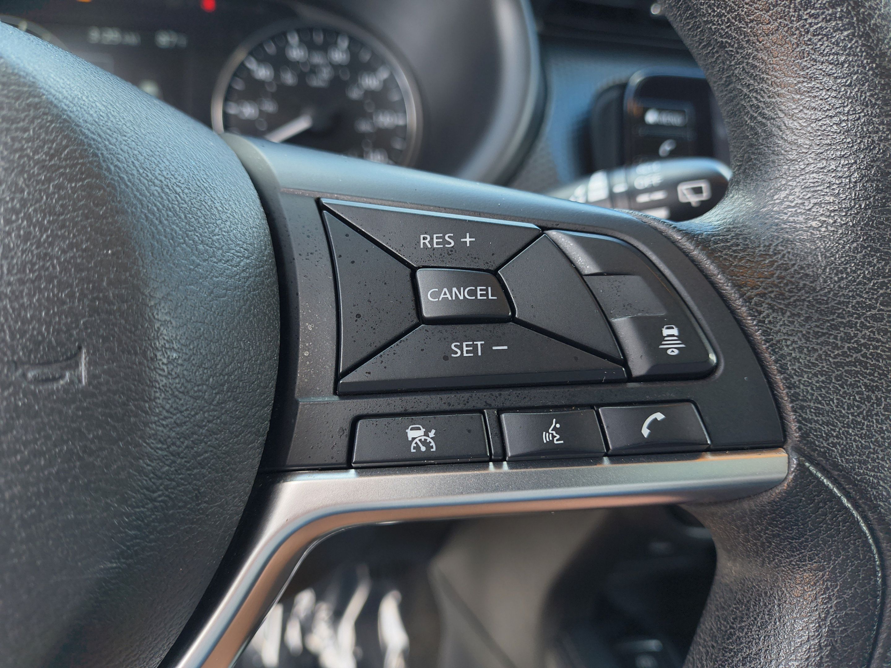 Used 2022 Nissan Kicks SV FWD image 33