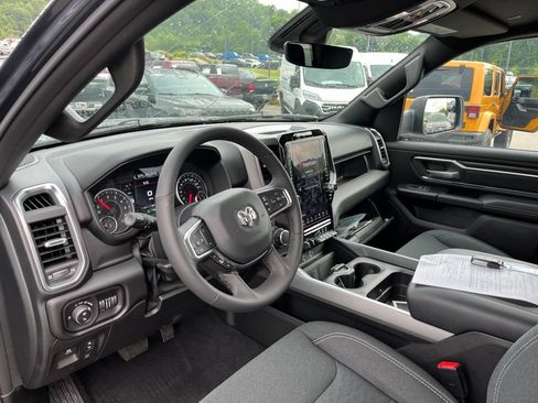 Used 2026 RAM 1500 Big Horn AWD/4WD image 6