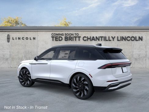 New 2026 Lincoln Nautilus Reserve w/ Jet Appearance Package AWD/4WD image 5