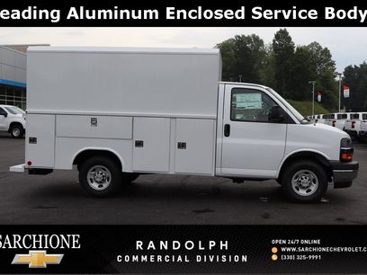 New 2025 Chevrolet Express 3500 w/ Power Convenience Package