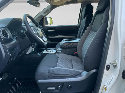 Used 2019 Toyota Tundra SR5 AWD/4WD image 10